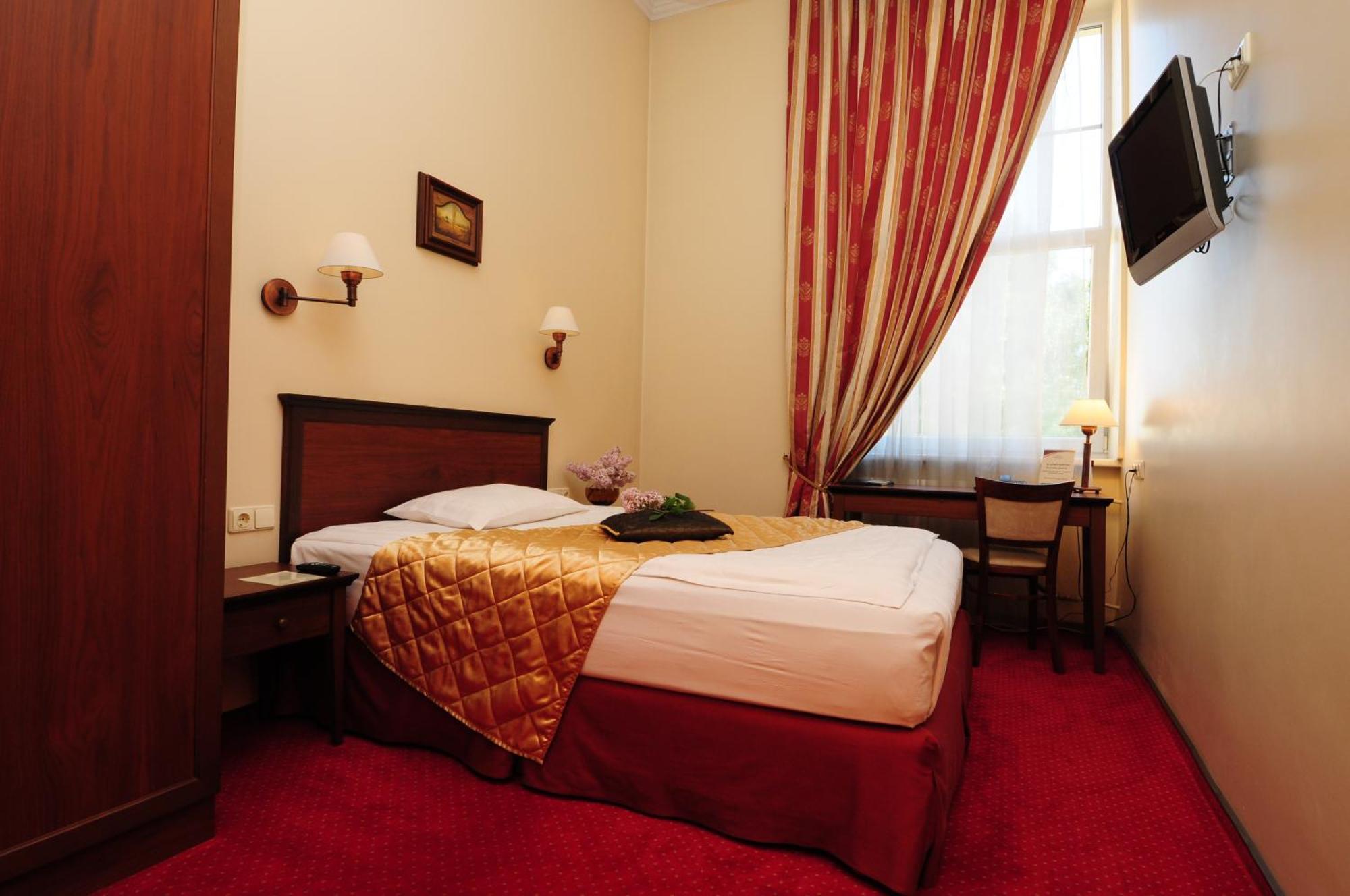 Conviva Hotel Panevezys Exterior photo
