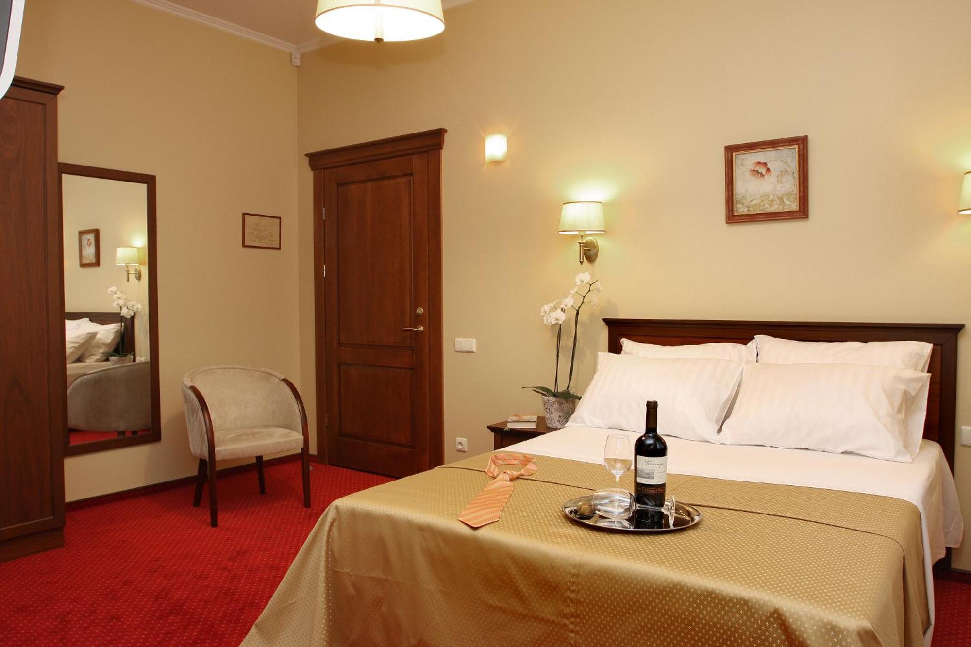 Conviva Hotel Panevezys Exterior photo